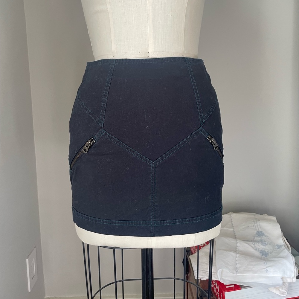 Armani exchange mini skirt 28”